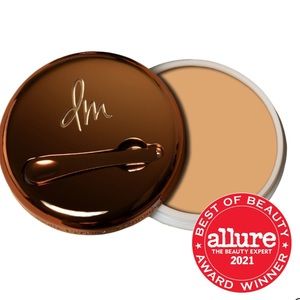 Danessa Myricks Yummy Skin Blurring Balm Powder